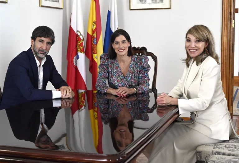 Meta lleva el mayor cable transatlántico submarino a Santander para conectar Europa y Estados Unidos
