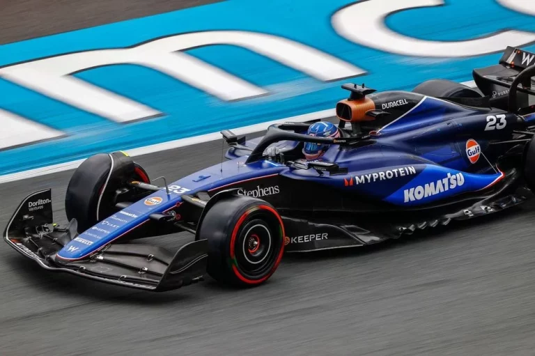 Williams impone la paz entre Carlos Sainz y Colapinto