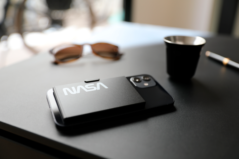 Gobluegoods lanza una nueva línea de carteras NASA-Inspired