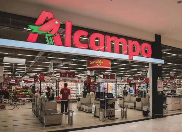 Adelántate al Black Friday con las ofertas de Alcampo en TV, freidoras de aire, smartphones...