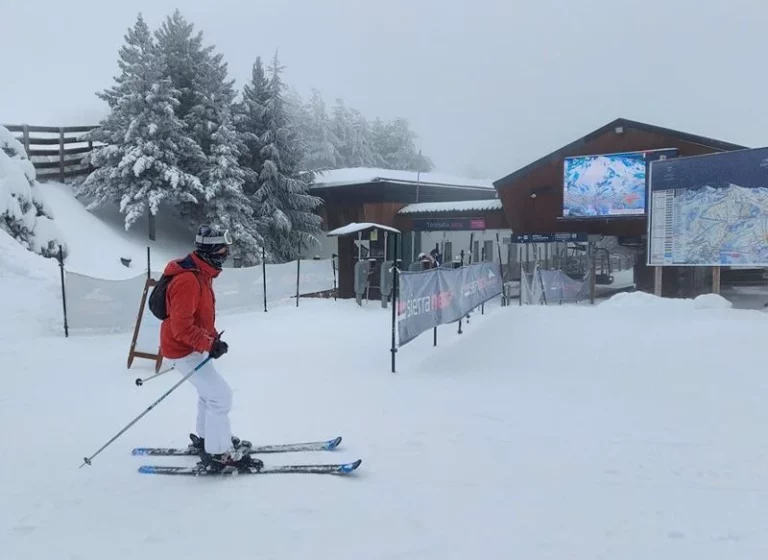 La IA aterriza en las estaciones de esquí: mira para qué la usan en Sierra Nevada