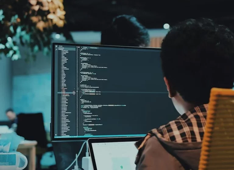 Este es el trabajo del futuro y Google paga sueldos de más de 100.000 euros