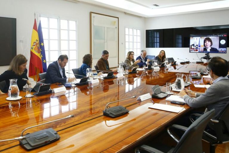 El Rey presidirá mañana la reunión del Comité de crisis al que se incorporará la ministra de Sanidad