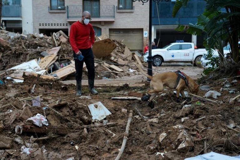 El Gobierno eleva a 222 los fallecidos por la DANA y a 36.803 los rescatados