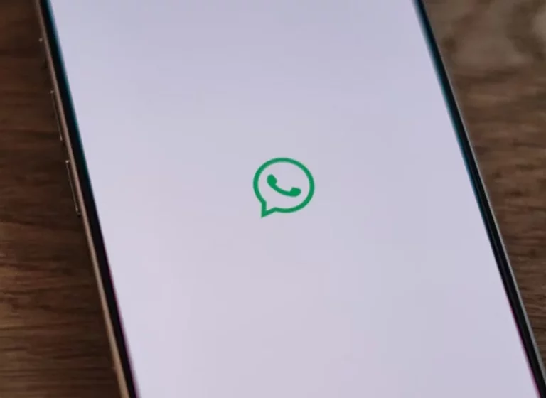 La peligrosa estafa del código de 6 dígitos crece en WhatsApp y puede robar tu cuenta