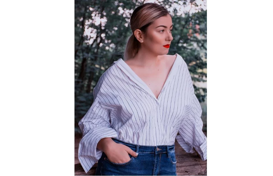 8 blusas de Sfera que puedes combinar con vaqueros para verte elegante en segundos