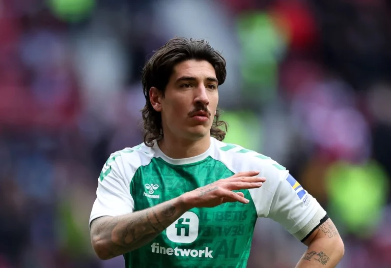 La oferta a la que se agarra Héctor Bellerín para huir del ostracismo del Betis