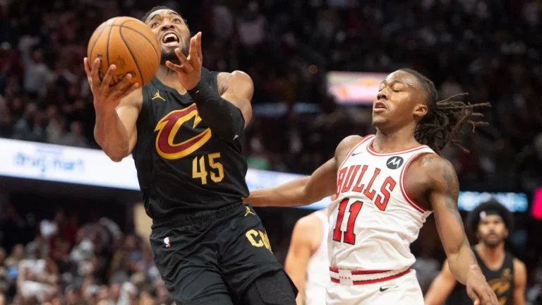 Los Cavaliers de Harden y Mitchell arrasan en Málaga: primer training camp NBA en España con 10.000 fans