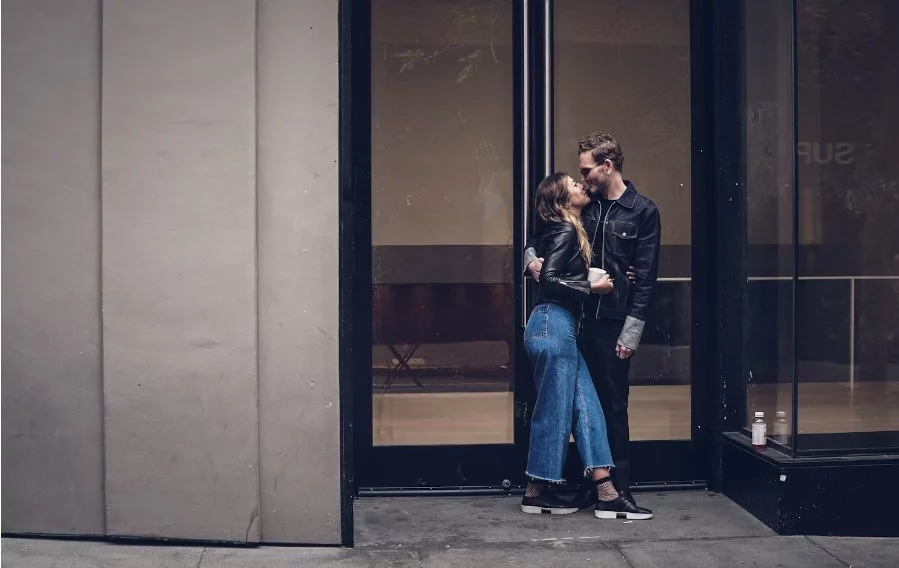 Consigue el estilo de Aitana con los pantalones vaqueros de Stradivarius que más merecen la pena