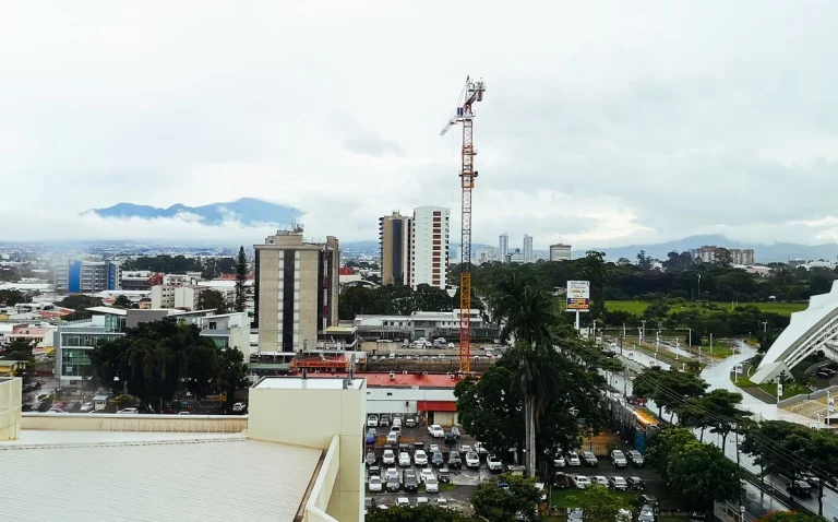 Vivir e invertir en Costa Rica: una oportunidad inmobiliaria que merece la pena