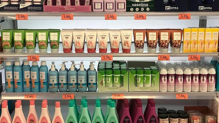 Cosméticos hipoalergénicos: no te fíes de la etiqueta, revisa estos ingredientes