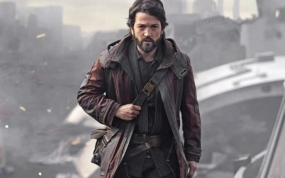 Diego Luna y una evolución hacia el sacrificio