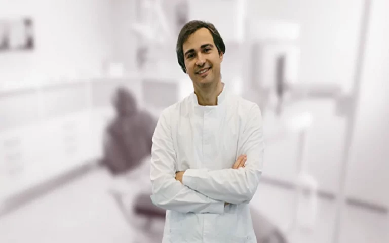 Dr. Diego Pérez Vilariño, Líder en Tratamientos Invisalign en España y Galardonado con el Nivel Máximo