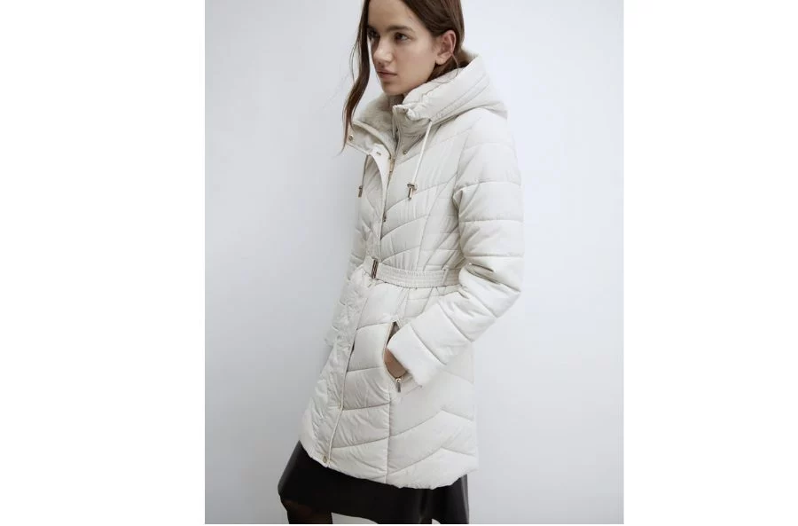 parka acolchada blanca