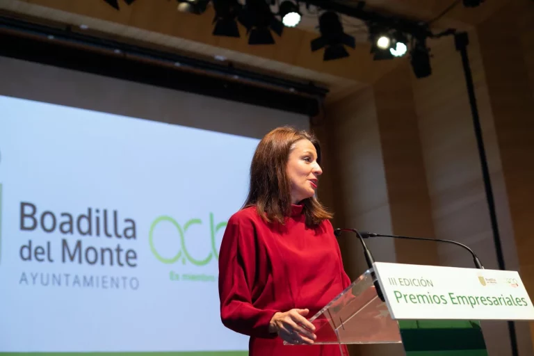 Marta Nieto (Comercio CAM) pone en valor la labor profesional y social del pequeño comercio