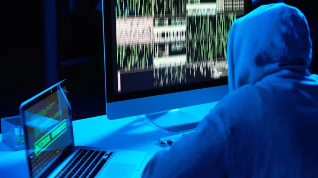 Estafas más comunes durante el Black Friday: cómo identificar los fraudes impulsados por la IA