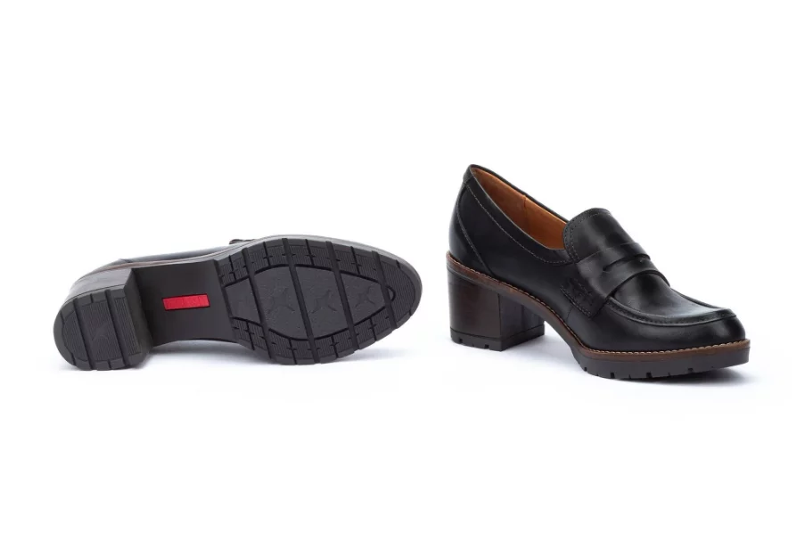 Estos espectaculares mocasines de piel de Pikolinos son mejores que los de Asos