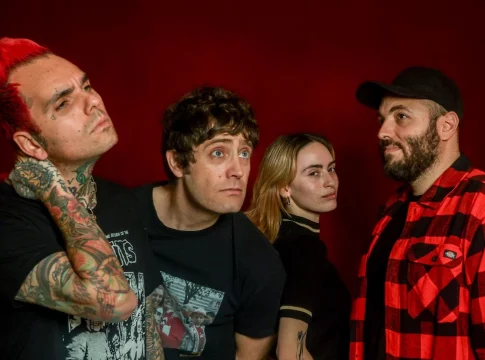 La la Love You han sido los encargados de llevar en España la bandera del pop punk cuando nadie más lo hacía