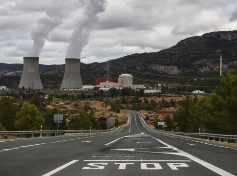 El intento español de reducir su dependencia al gas natural ha hecho que aumente la dependencia de la energía nuclear