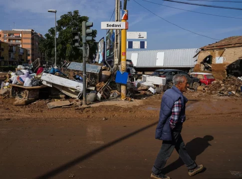 Los sindicatos aplazan la huelga de transporte de noviembre por la DANA de Valencia