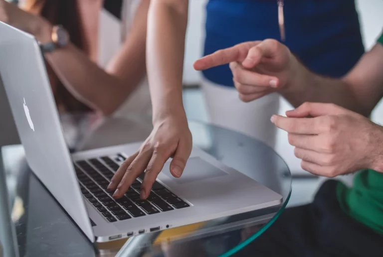 ¿Cuándo entra en vigor la factura electrónica obligatoria?