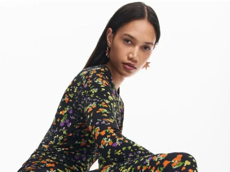 Femenina, romántica y seductora con cualquiera de estos 4 vestidos de Desigual