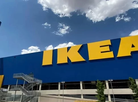 IKEA transforma el salón y las habitaciones con una lámpara de última generación traída del futuro IKEA transforma el salón y las habitaciones con una lámpara de última generación traída del futuro