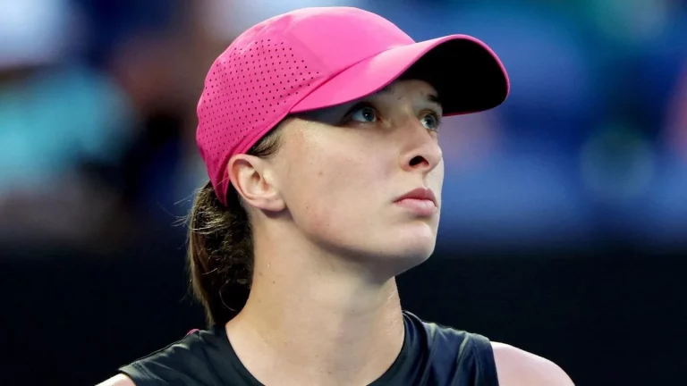 Iga Swiatek, eliminada del US Open: llora en octavos y cierra 2026 sin Grand Slam
