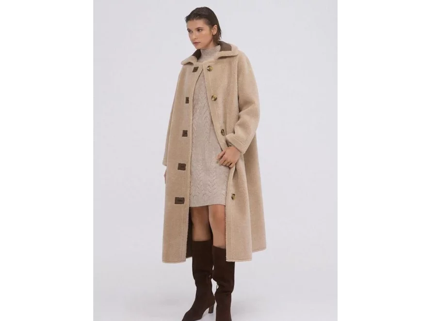 Lefties, El Corte Inglés, Cortefiel y Stradivarius, arrasan con estos abrigos de pelo que causan sensación y te mantienen calentita