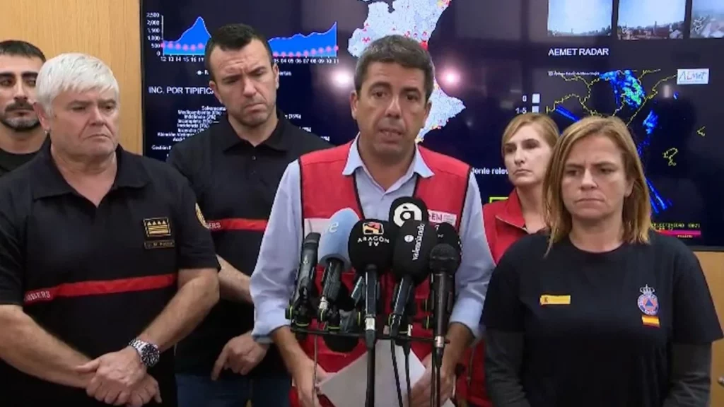 Requisitos para solicitar las ayudas del Gobierno y la Generalitat para los afectados por la DANA 2 Medidas y ayudas de la Generalitat Valenciana: Apoyo a las familias y municipios afectados