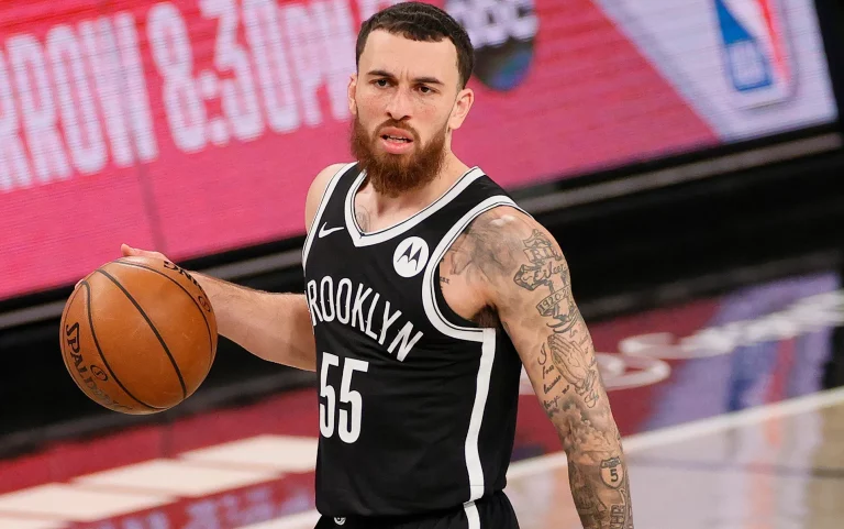 Mike James se moja de lo lindo con el Real Madrid de Chus Mateo