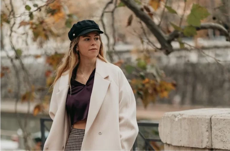 Parecen Chanel, pero están en la nueva colección de aire francés de H&M: cárdigan, vestidos de punto y jerséis