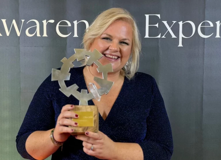 Catalina Hoffmann recibe el galardón a la Innovación en los Premios Evoluciona