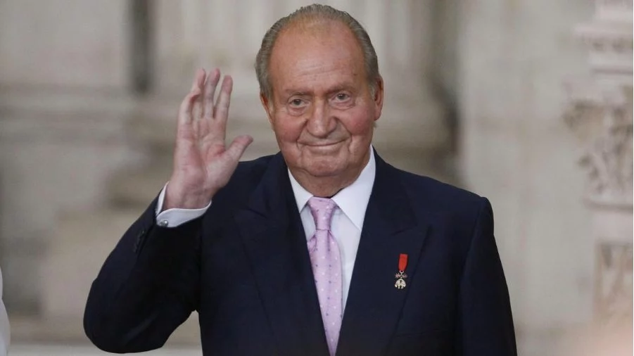 Sale a la luz lo que hacía el rey Juan Carlos mientras Felipe y Letizia estaban en Paiporta