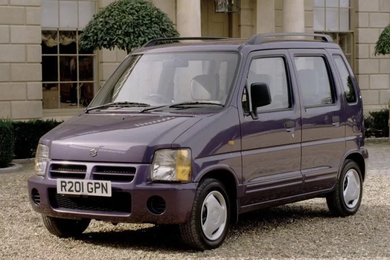 Una familia gasta más de 4.000 euros en un lujoso entierro de un coche