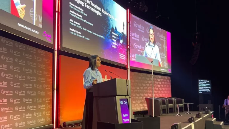ONU Turismo reafirma en el World Travel Market de Londres su compromiso con la IA como motor turístico