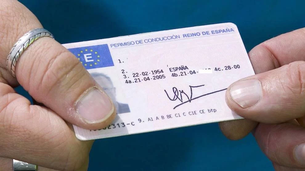 Renovar el carnet de conducir sin coste: ¿quiénes pueden beneficiarse?