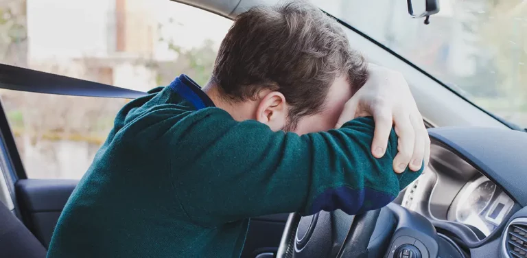 Confirmado: la DGT prohibirá conducir a estos conductores en 2025