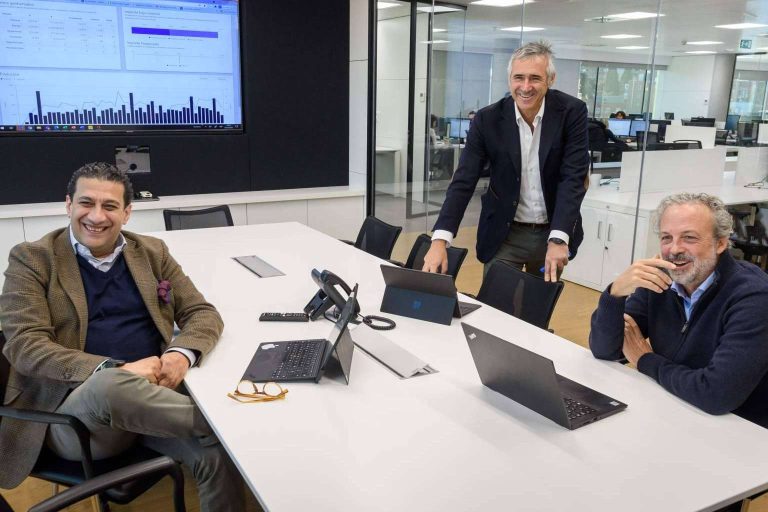 Fullstep lanza 3 soluciones con IA pioneras en el mercado para la gestión de la relación y el riesgo