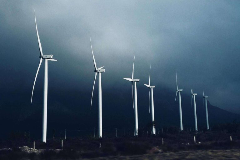 AleaSoft; La eólica europea continuó frenando el efecto de la subida de los precios de gas en los mercado