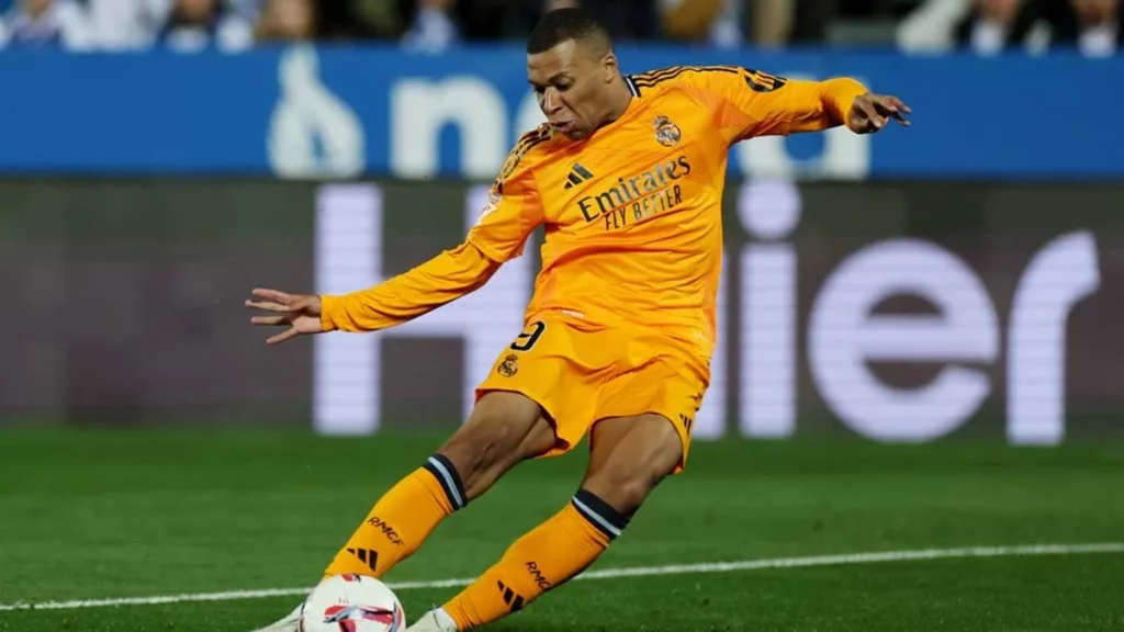 Mbappé deja claras las cosas al entrenador del Real Madrid 1 Mbappé