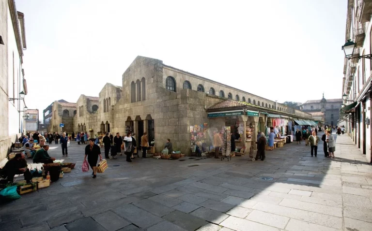 Muere violentamente el dueño de una carnicería en la plaza de abastos de Santiago de Compostela
