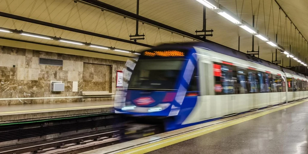 Perspectivas laborales y oportunidades de carrera en el sector del Metro