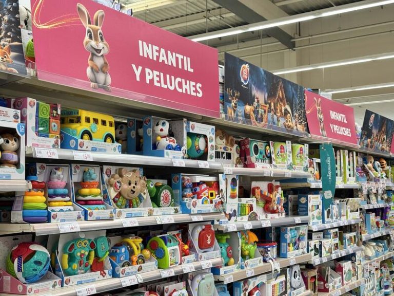 La Guardia Civil desmantela una red de distribución de más de 2,5 millones de juguetes peligrosos en la Comunidad de Madrid