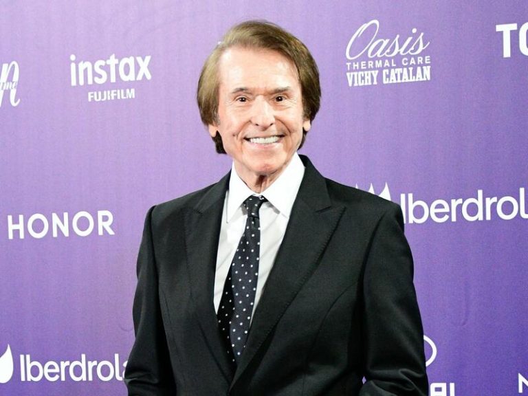 Raphael podría ser dado de alta mañana del Hospital 12 de Octubre, afirman sus hijos: "Está bien y con ganas de salir"