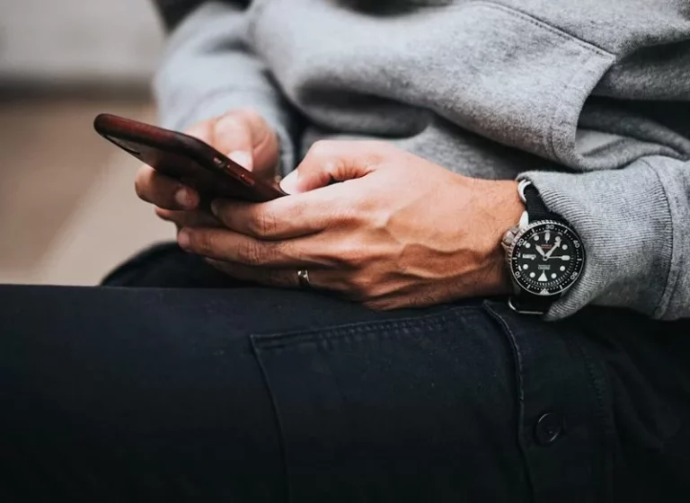 Una nueva estafa suplanta a la Seguridad Social y roba tu dinero a través de Bizum