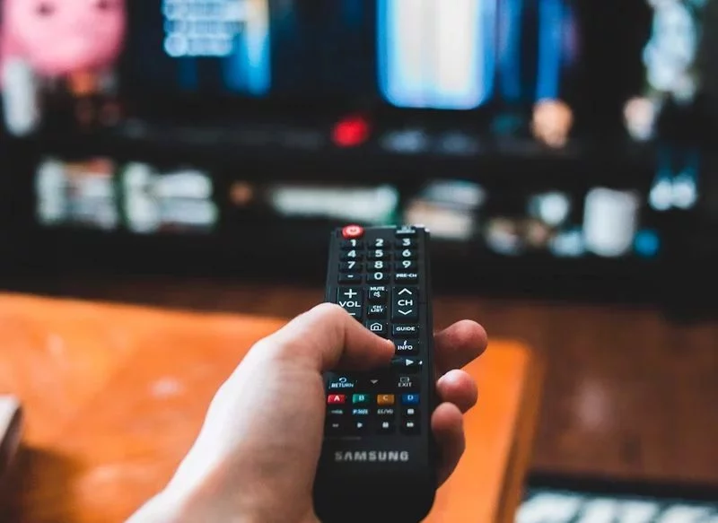 La Policía Nacional amenaza con presentarse en tu casa si pirateas o usas IPTV 59 LISTAS IPTV ILEGALES