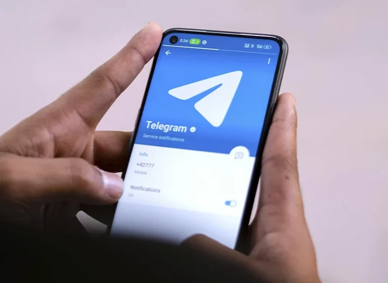 Si no te queda espacio en Google Drive o Dropbox, lo tienes gratis con la solución de Telegram