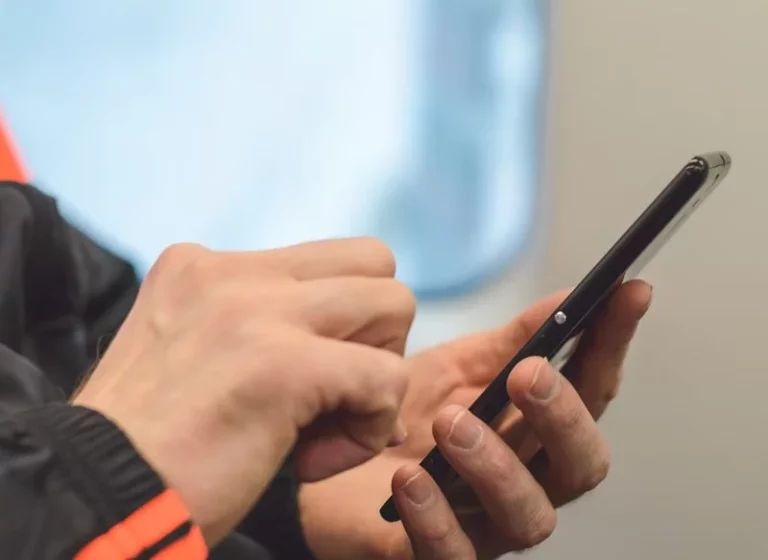 El botón que la Policía Nacional recomienda desactivar en tu móvil