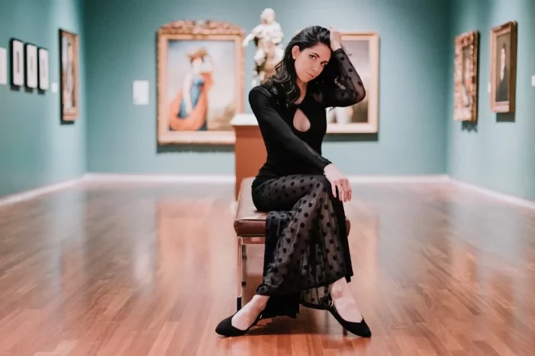 6 vestidos de Zara que son perfectos para Nochevieja y que además definen tu silueta desapareciendo los michelines